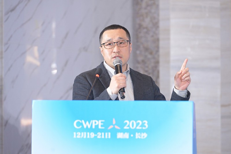 上海電氣電力電子有限公司副總經(jīng)理趙金良發(fā)表《組網(wǎng)型儲(chǔ)能控制技術(shù)在新能源場(chǎng)站黑啟動(dòng)中的應(yīng)用》演講